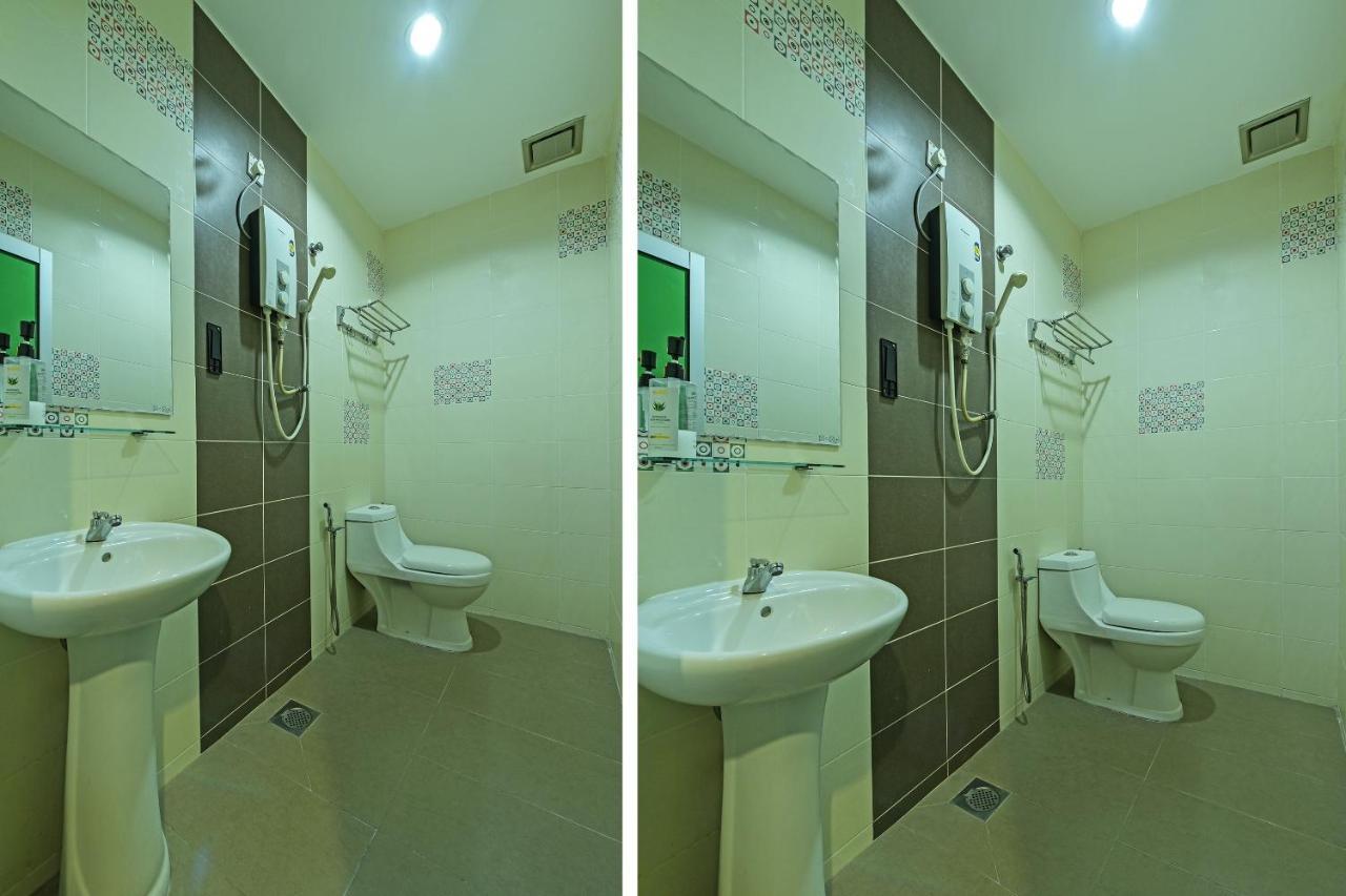 Oyo 90644 M Three Hotel Sitiawan Exterior foto